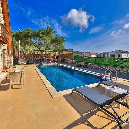 Konukevi Serene Retreat With Private Pool In Ka, Trkiye