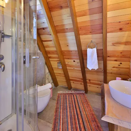 Konukevi Serene Retreat With Private Pool In Ka, Trkiye