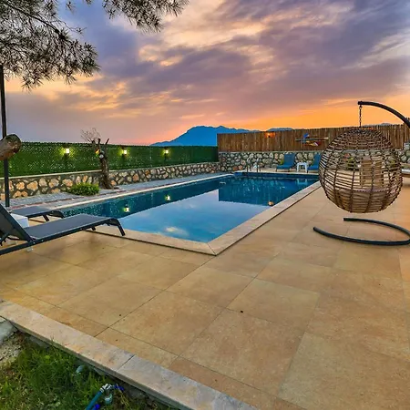 Konukevi Serene Retreat With Private Pool In Ka, Trkiye Kaş