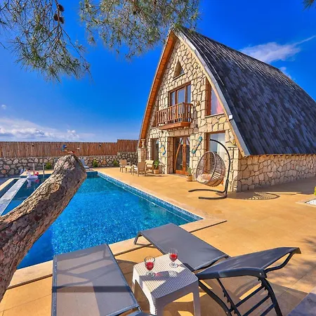 Serene Retreat With Private Pool In Ka, Trkiye 4*