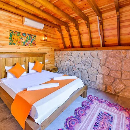 Serene Retreat With Private Pool In Ka, Trkiye Konukevi Kaş