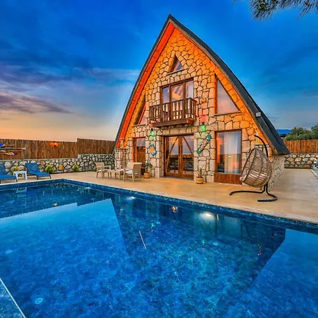 Serene Retreat With Private Pool In Ka, Trkiye